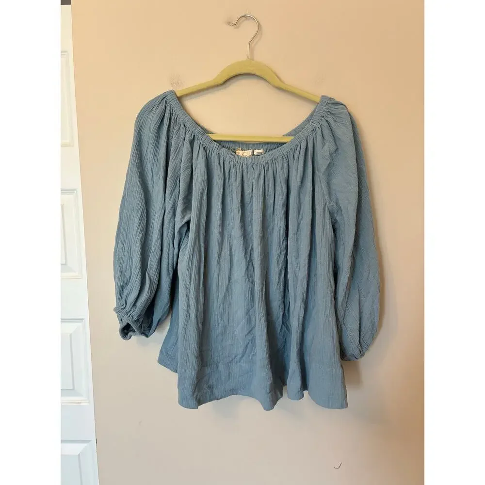 Suzie Kondi Gauze Set Rhea Off Shoulder Top and Pezo Cotton Gauze Shorts Size S
